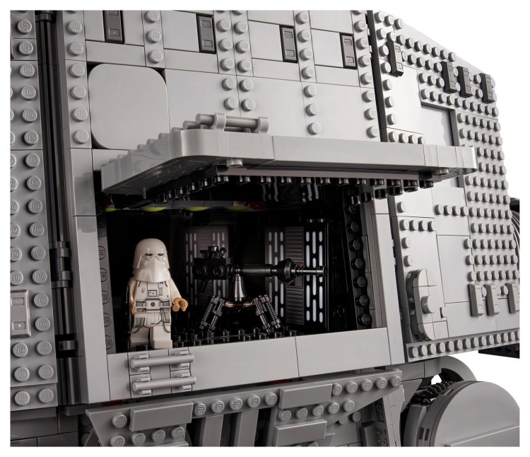 lego-75313-7.jpg